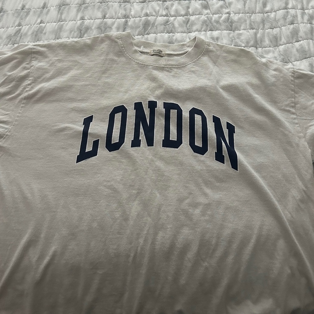 Brandy Melville Long Sleeve Tee